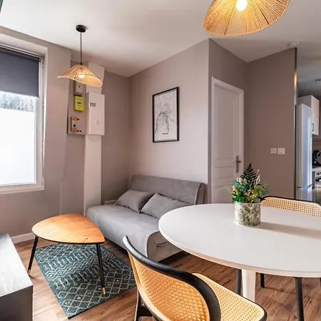 Le Stella Hyper Centre A 10 Minutes דירה רואן