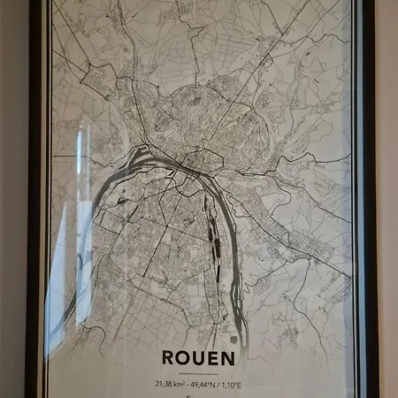 Le Stella Hyper Centre A 10 Minutes רואן